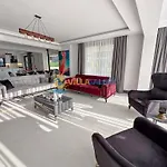 Villa Galaxy In *
