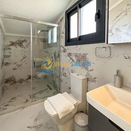 Galaxy In ヴィラ フェティエ