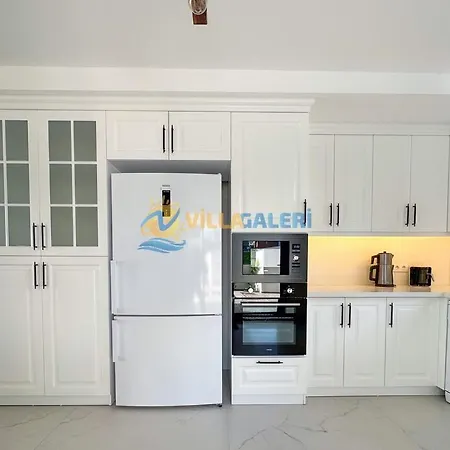 빌라 Galaxy In 페티예