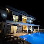Galaxy In Villa *